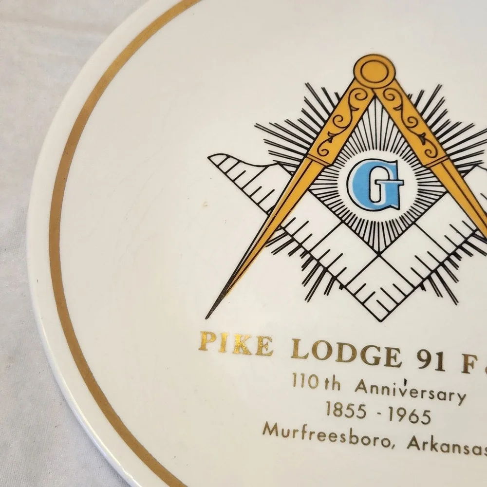 VINTAGE Masonic Freemason Decorative 9